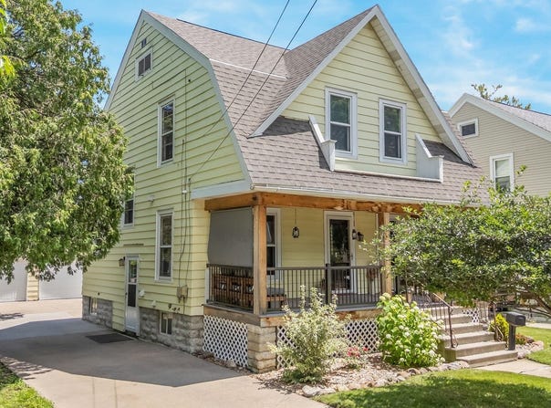 728 MONROE Street, OSHKOSH, WI 54901