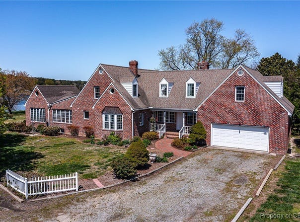 147  Sunset Cove Ln, Reedville, VA 22539