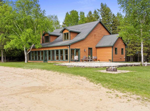 4721 LAKE OF THE WOODS Road, STURGEON BAY, WI 54235