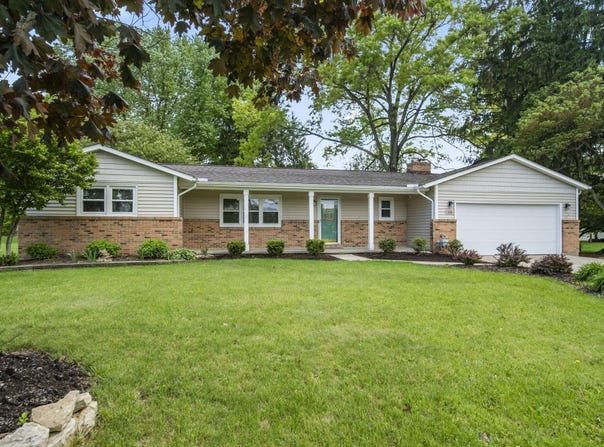 1424 Wheeling Road, Lancaster, OH 43130