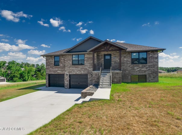 5705 SUMMERFIELD COURT, Jefferson City, MO 65109