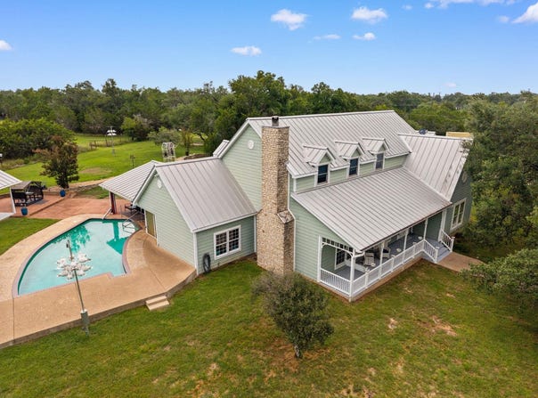 203 Grande ST, Driftwood, TX 78619