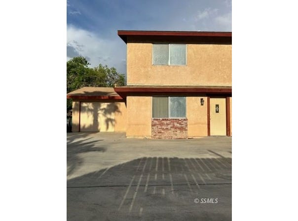 1017-A W Perdew Ave, Ridgecrest, CA 93555