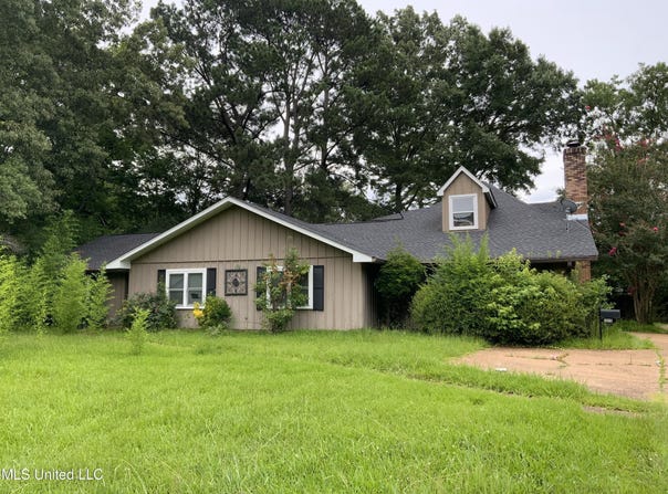 5515 Old Canton Road, Jackson, MS 39211
