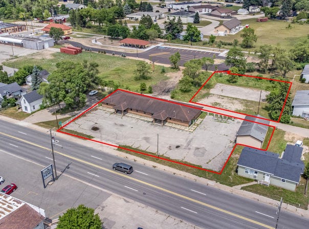203 S 3rd Avenue, Big Rapids, MI 49307