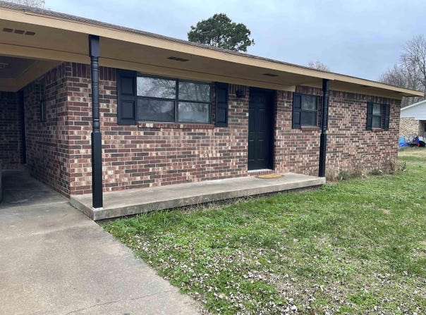 617 N 35th, Ozark, AR 72949