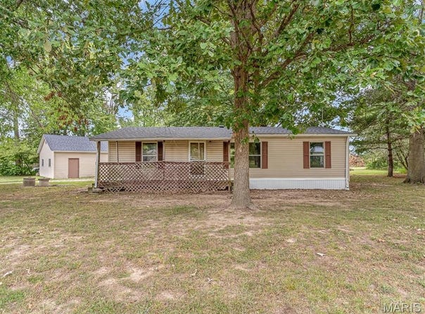 10250 Sandy Drive, Baldwin, IL 62217