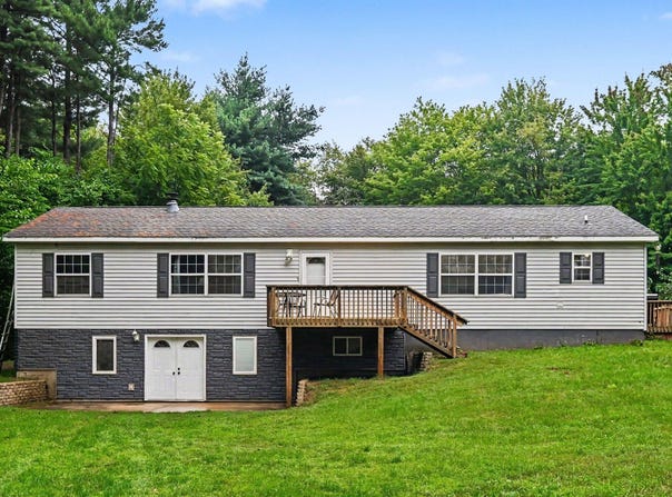 6113 102nd Avenue, South Haven, MI 49090