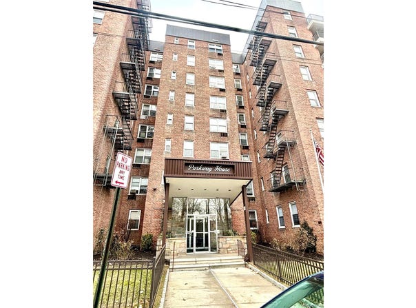 61 Bronx River Road, Yonkers, NY 10704
