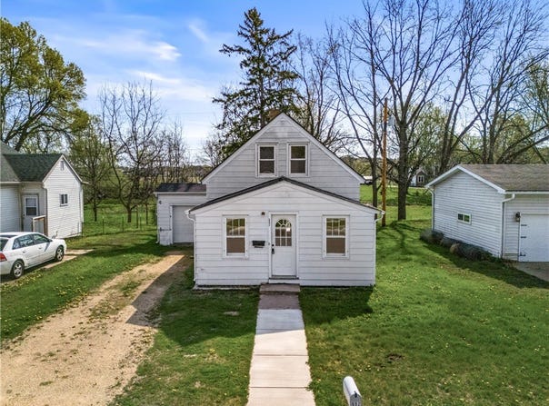 692 N Eau Claire Street, Mondovi, WI 54755