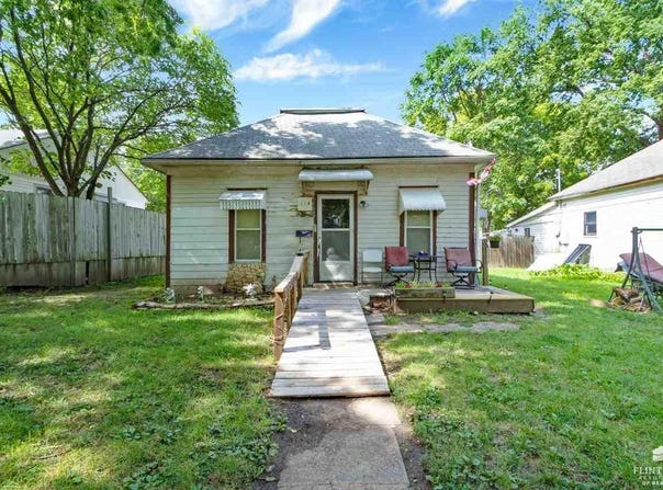 118 W Walnut Street, Junction City, KS 66441