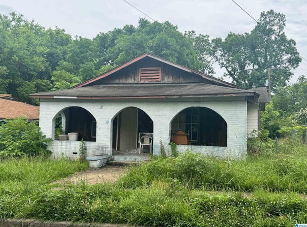 213 61ST STREET, FAIRFIELD, AL 35064