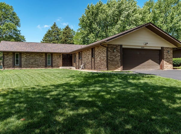 5629 Weymouth, ROCKFORD, IL 61114