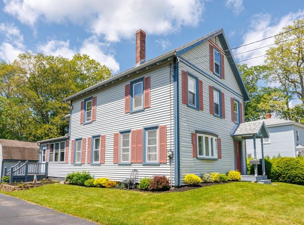 33 Neally Street, South Berwick, ME 03908