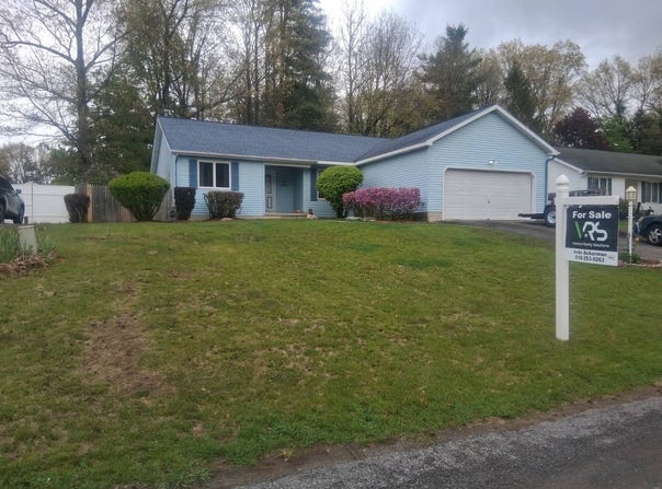 568 Victory Circle, Ballston Spa, NY 12020
