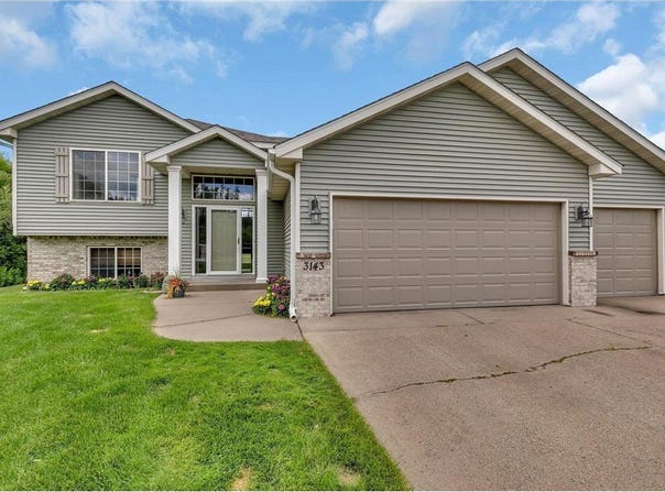 3143 Orchard Avenue NE, Sauk Rapids, MN 56379