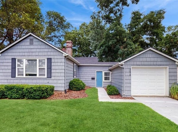 2014 W 74th Street, Prairie Village, KS 66208