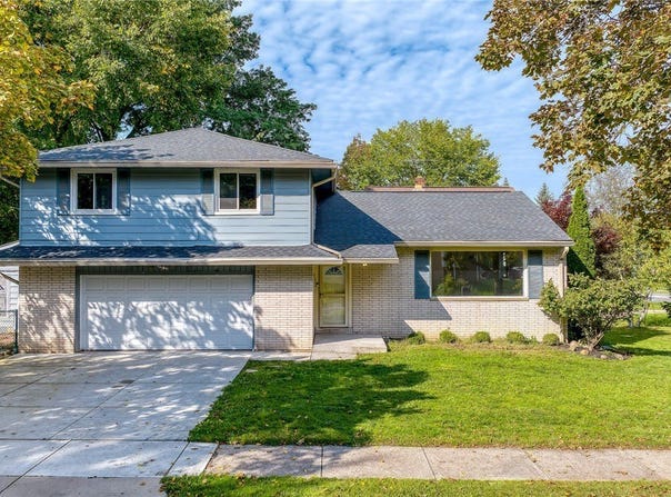 2120 Cedarview Drive, Beachwood, OH 44122