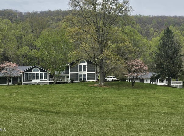 304 Tunnel Drive, Dryden, VA 24243