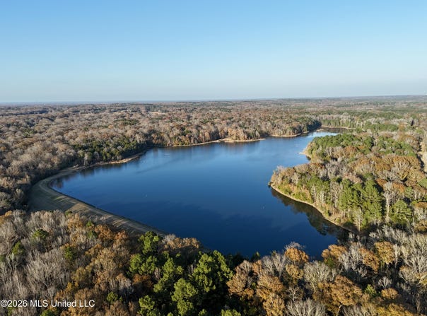 00560 Pocahontas Road, Flora, MS 39071