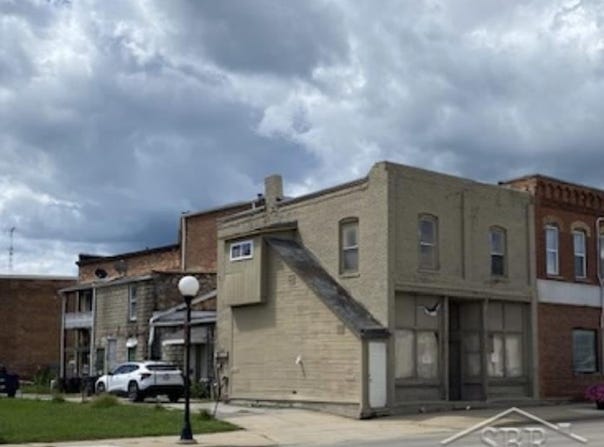 106 E Adrian Street, Blissfield, MI 49228