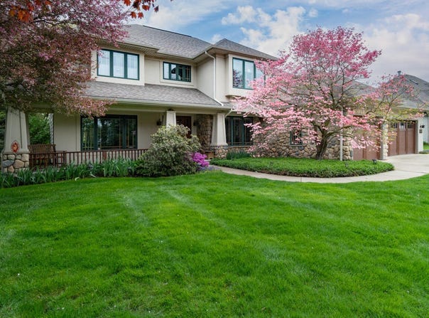 7346 Dunross Drive, Portage, MI 49024