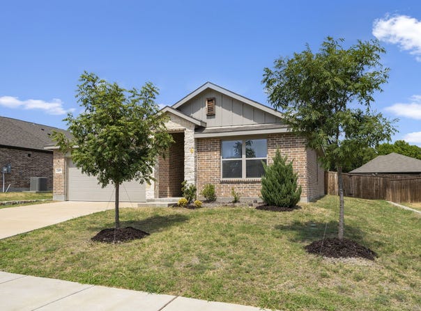 2409 Pacific Avenue, Anna, TX 75409