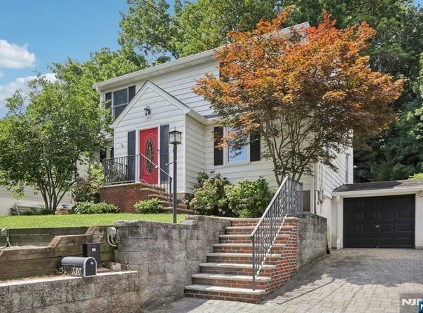 80 McCosh Road, Clifton, NJ 07043