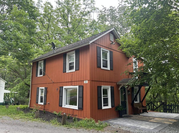 22 Quay Avenue, Mount Pocono, PA 18344
