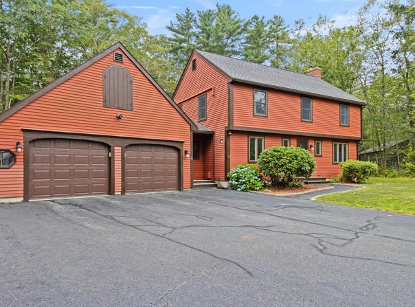 31 Highland Road, Standish, ME 04084