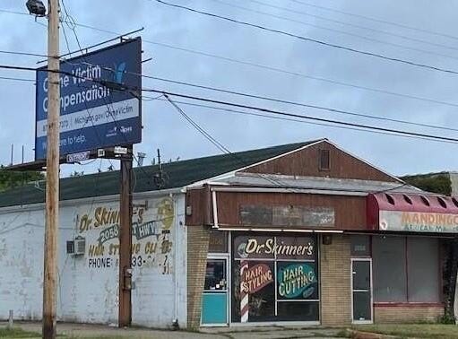 2056 S Dort Highway, Flint, MI 48503