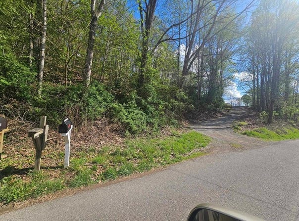 124 Porter Valley Road, Marion, VA 24354