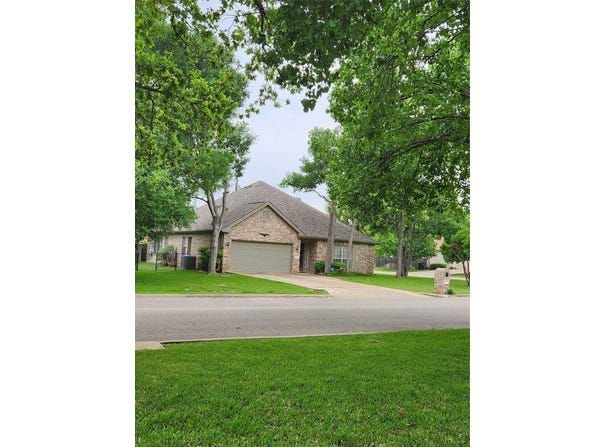 2912 Brandy LN, Georgetown, TX 78628