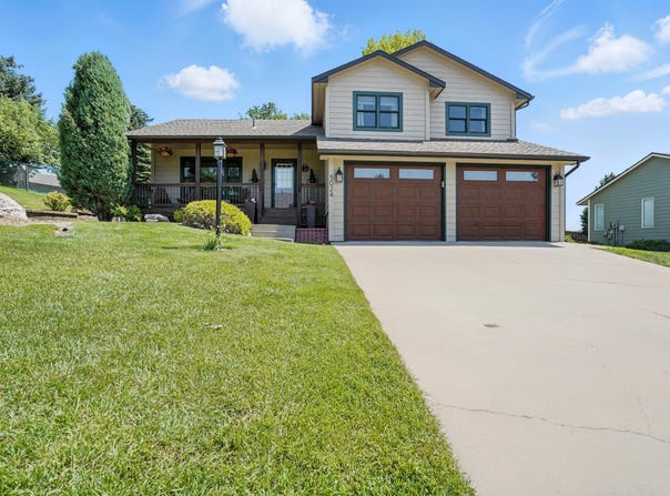 5024 Summerset Drive, Rapid City, SD 57702