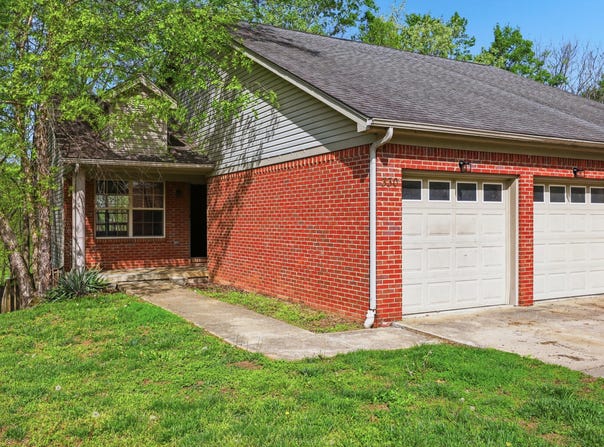 330 Williamsburg Lane, Georgetown, KY 40324