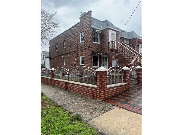 9801 Seaview Avenue, Brooklyn, NY 11236