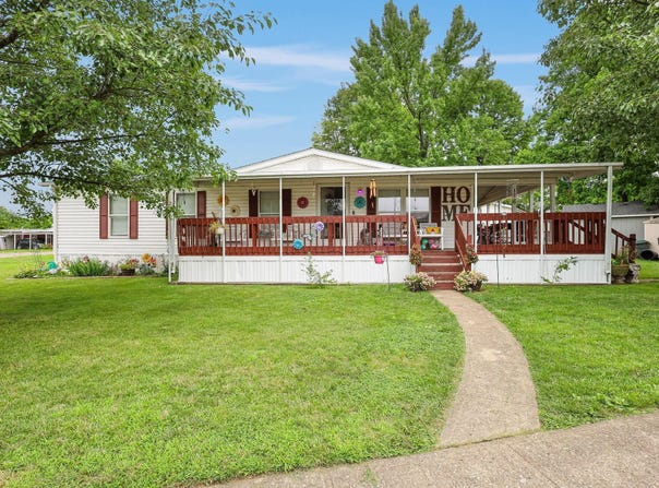 2445 Columbus Lancaster Road NW, Lancaster, OH 43130