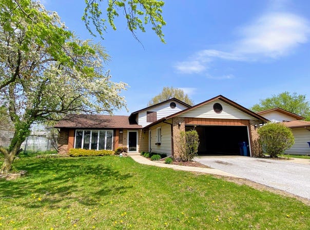 5210 Arquilla Drive, Richton Park, IL 60471