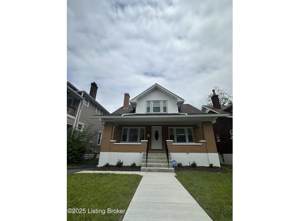 907 Cecil Ave, Louisville, KY 40211