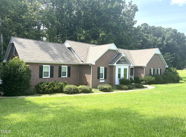 204 Stone Lane, Clayton, NC 27520