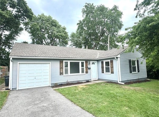 614 NE 66TH Terrace, Gladstone, MO 64118