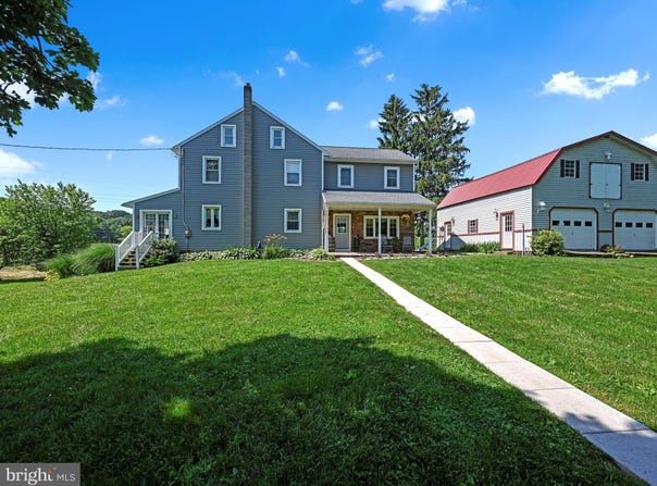 240 HEFFELFINGER ROAD, LEBANON, PA 17046