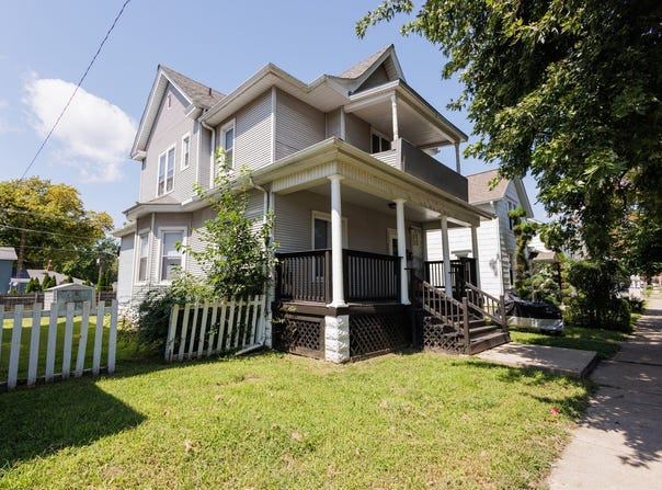 341 S 5th Avenue, Kankakee, IL 60901