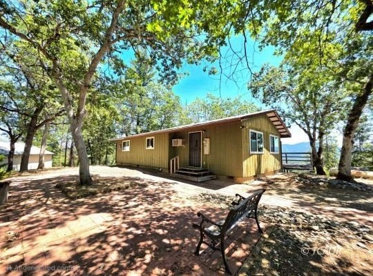 2129 Brady Road, Hayfork, CA 96041