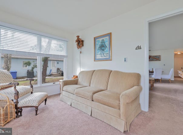 14-A MAGNOLIA ROAD, MANAHAWKIN, NJ 08050