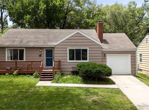 5724 Beverly Avenue, Mission, KS 66202