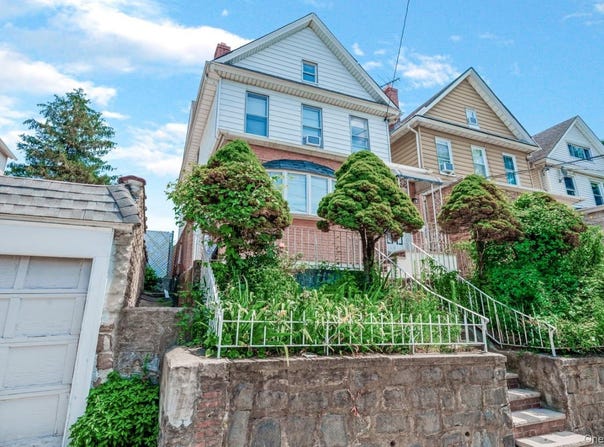 12-25 119th Street, College Point, NY 11356