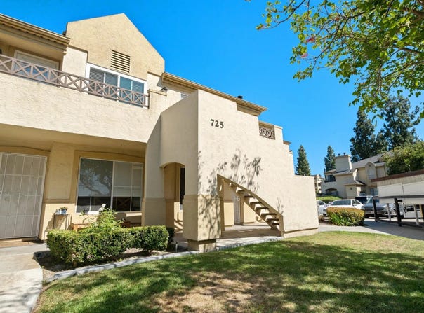 725 Brookstone Road unit 101, Chula Vista, CA 91913