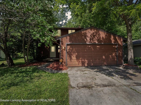 6087 Porter Avenue, East Lansing, MI 48823