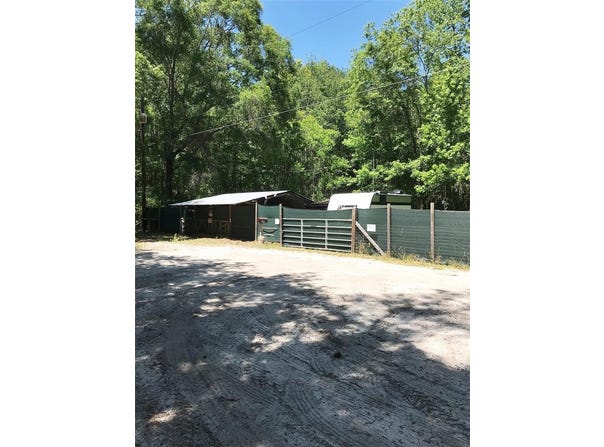 6641 CHESTNUT ROAD, MACCLENNY, FL 32063